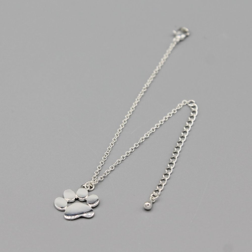 Silver tone dog cat paw animal dainty bracelet - Picture 6 of 6